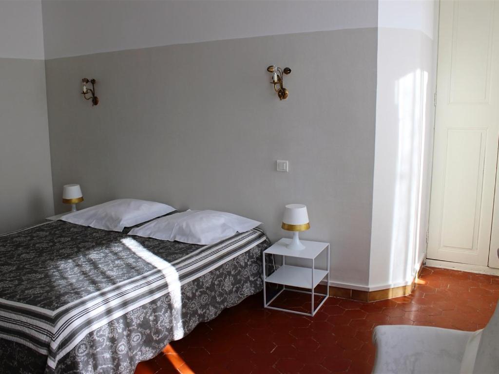 Chambre D'Hote La Beaudine Forcalquier Room photo